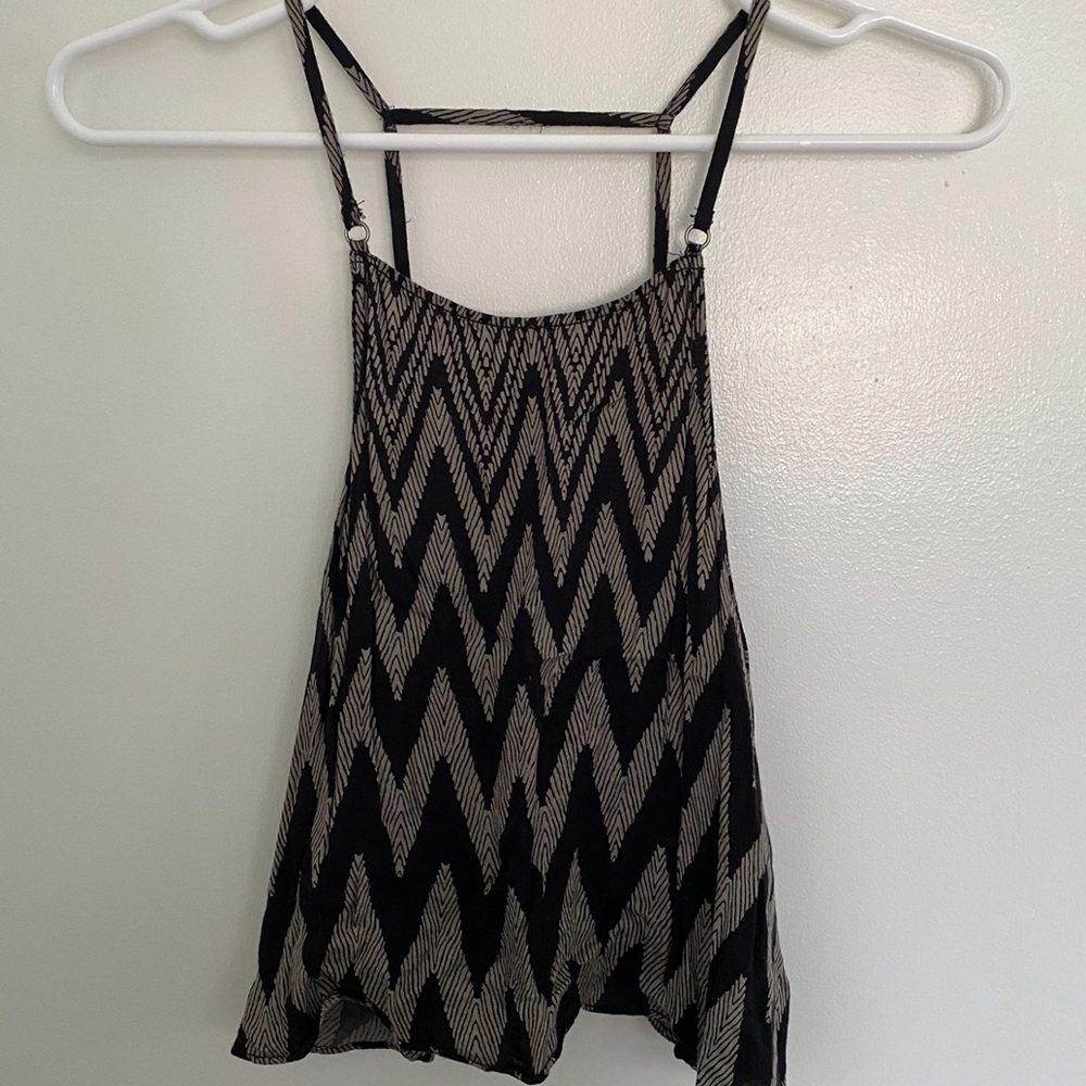 UO - Black crop top